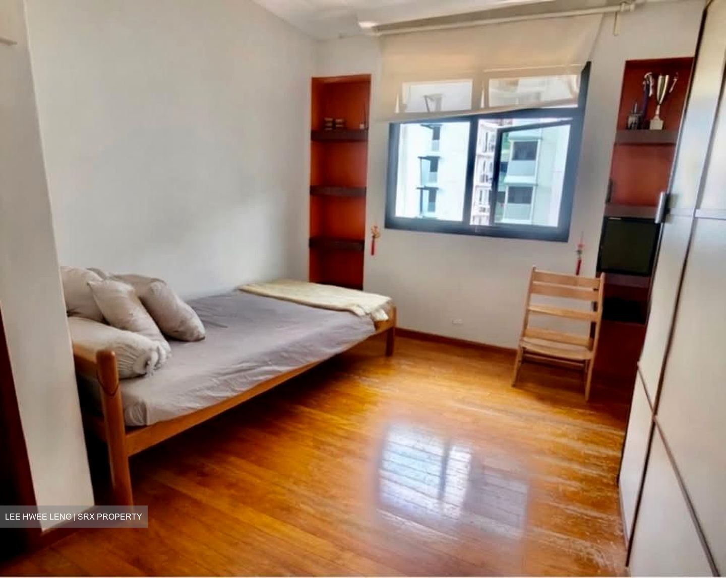Blk 102 Rivervale Court (Sengkang), HDB Executive #560333701